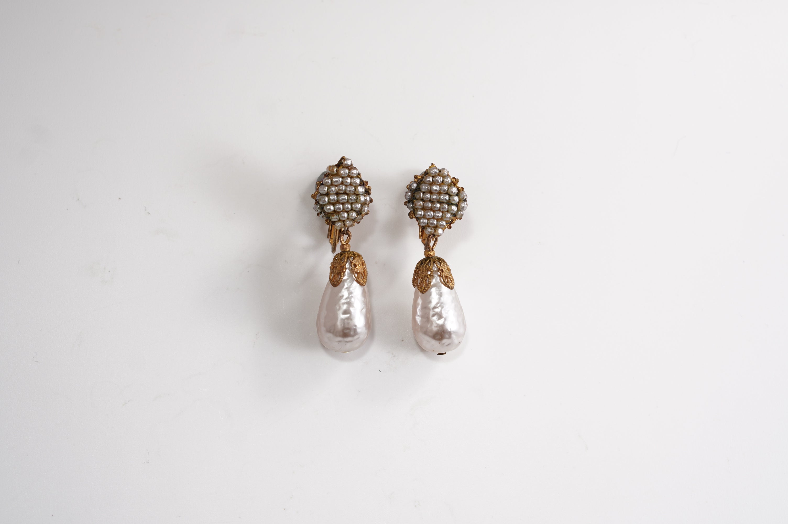 Miriam Haskell（ミリアム・ハスケル ）イヤリング「Seed Pearl Drop