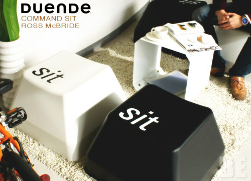 キーボードをモチーフにしたスツール「COMMAND SIT」 - 雑貨ノート