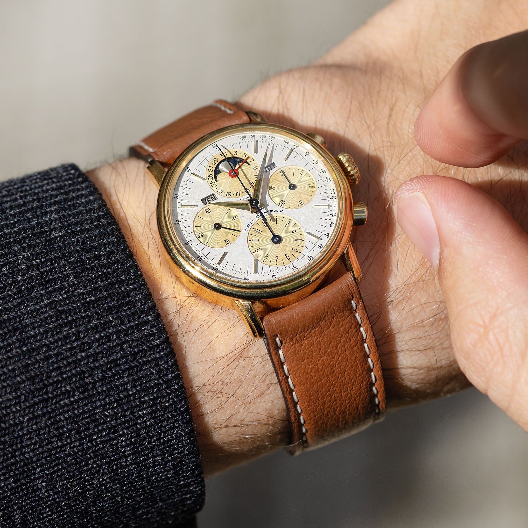 Universal Genève Tri-Compax in 18k Yellow Gold with Original Box and G