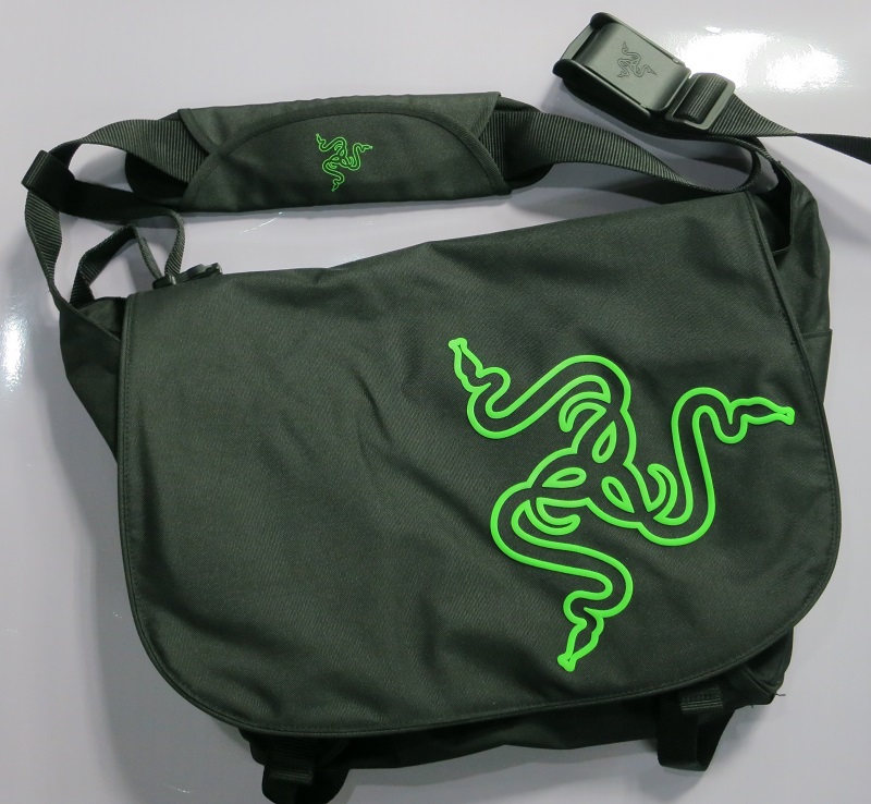 Razerファン必携のアイテム!？【Razer メッセンジャーバッグ