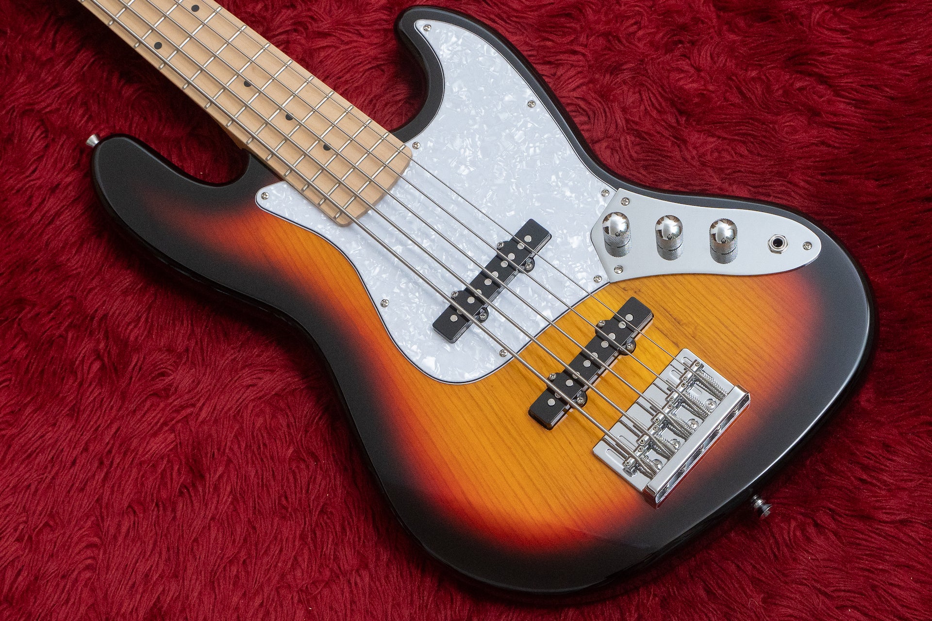 new】woofy basses / ONE series Cavalier 5 M Sunburst – Bass Shop