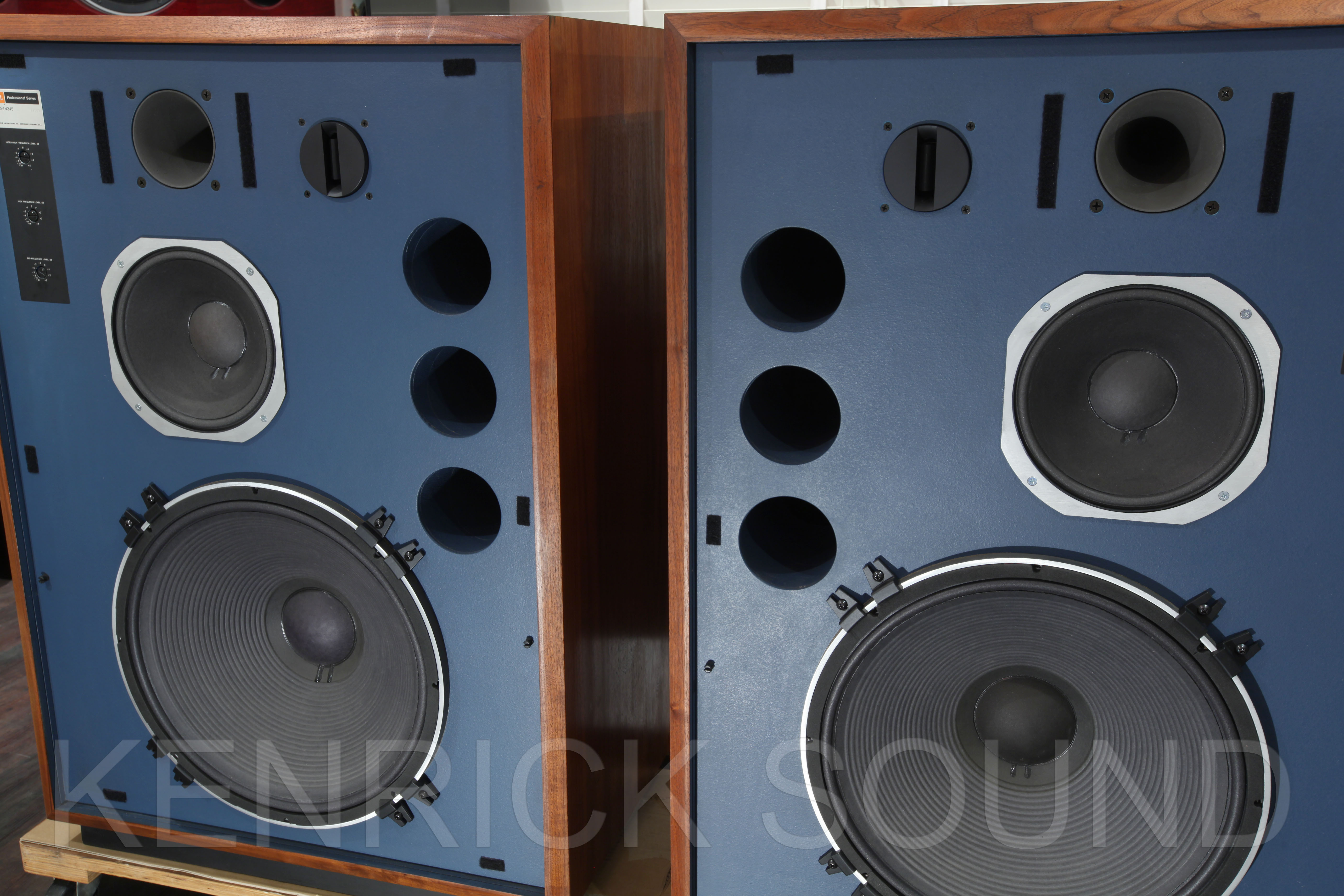 JBL 4345 決め手は18インチウーファー！4way大型モニター - ケンリック