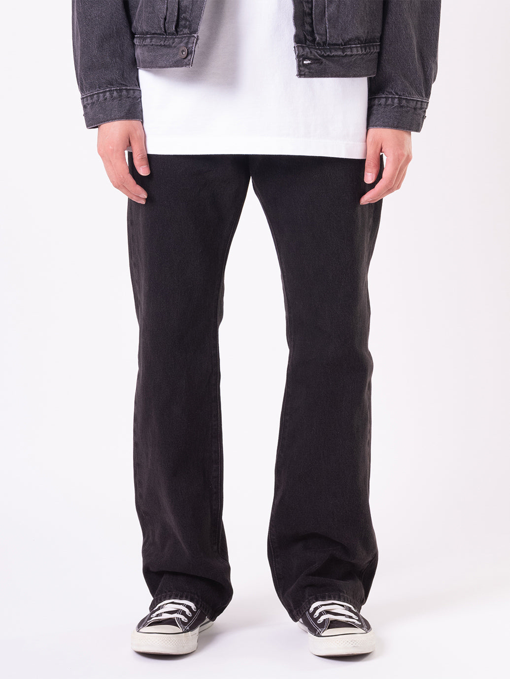 517™ ブーツカット ジーンズ ブラック – リーバイス®公式オンラインストア