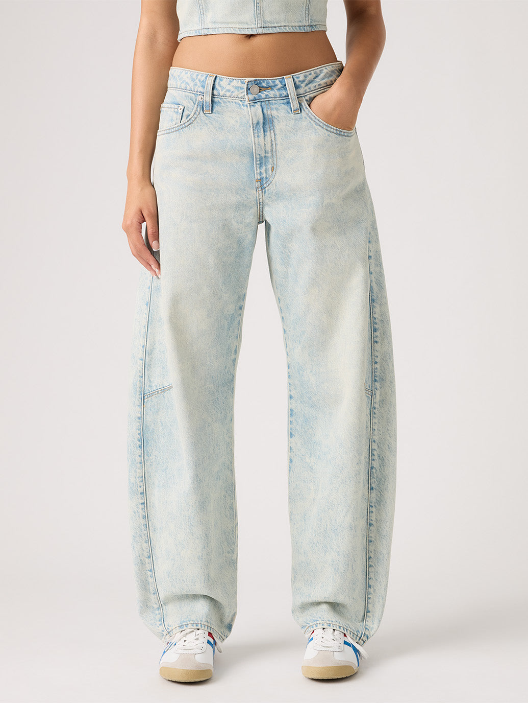 BAGGY DAD バレルジーンズ ライトインディゴ – リーバイス®公式