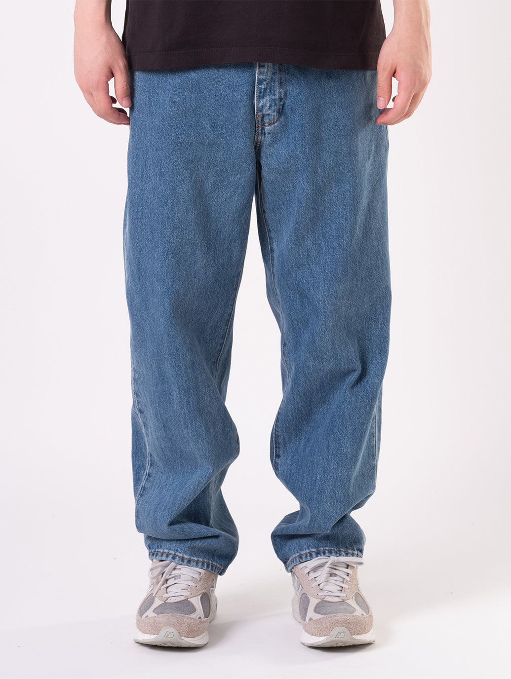 568™ STAY LOOSE ジーンズ ミディアムインディゴ – リーバイス®公式