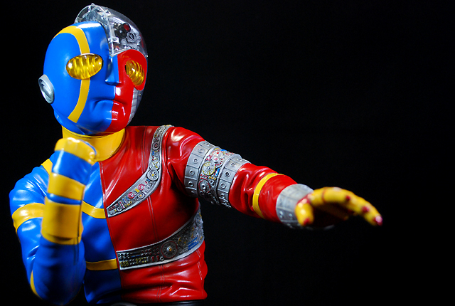 海洋堂】 メガソフビ 人造人間キカイダー 完成品