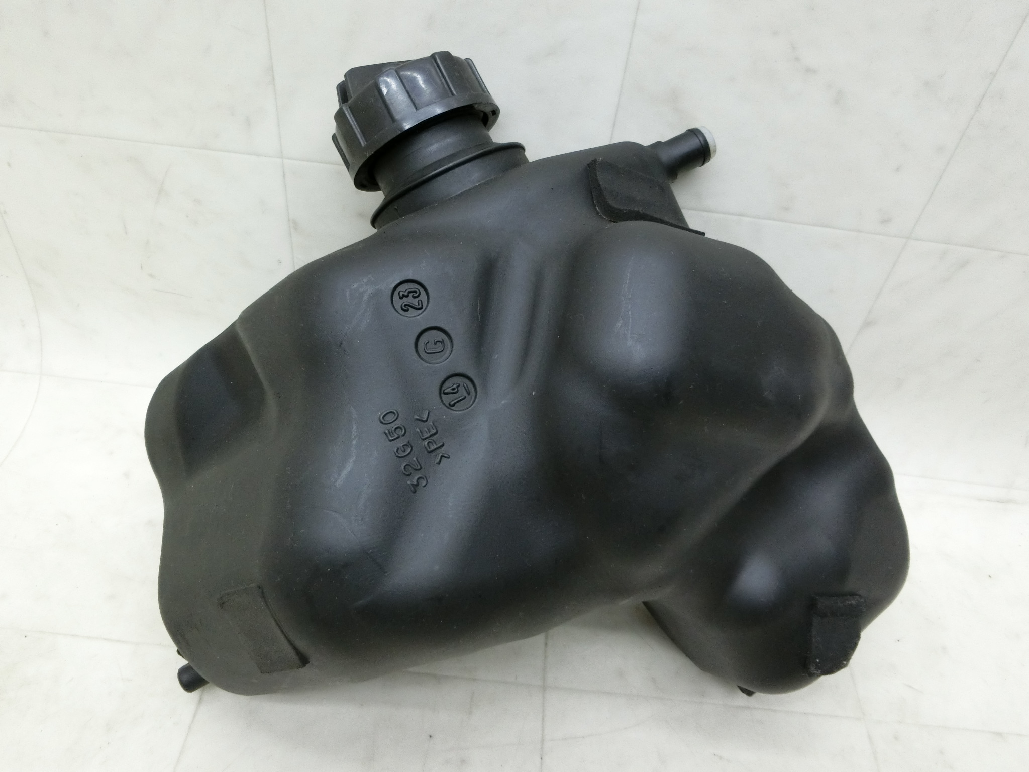 中古バイクパーツ販売専門店アイラブモータータンク/ガソリンタンク