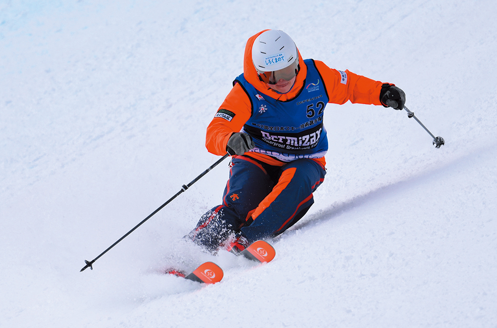 より速く、鋭いターンをめざして。進化を続けるOGASAKA TCシリーズ