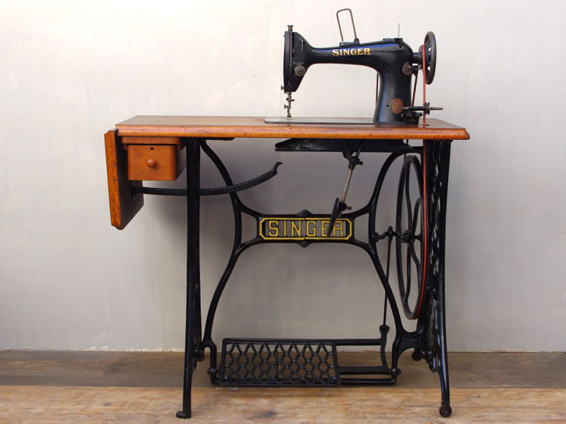 No.297 SINGER 103 シンガー製 職業用足踏みミシン：アンティーク