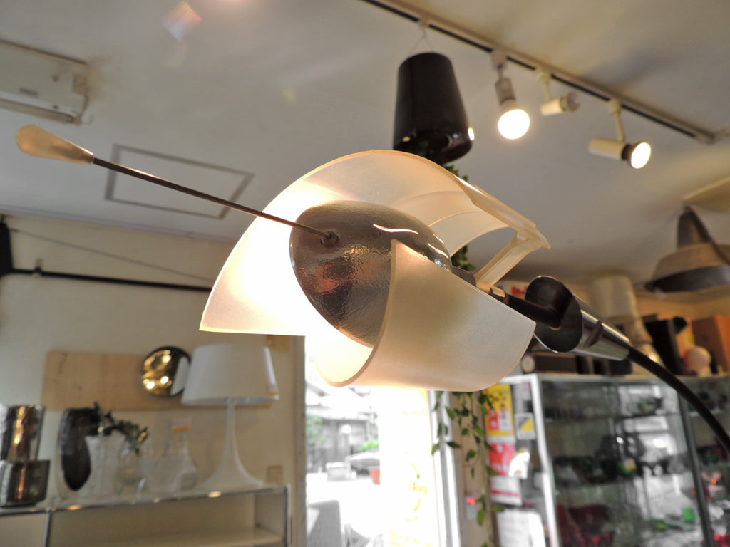 インゴ・マウラー Ingo Maurer スウィンガディング Swingading