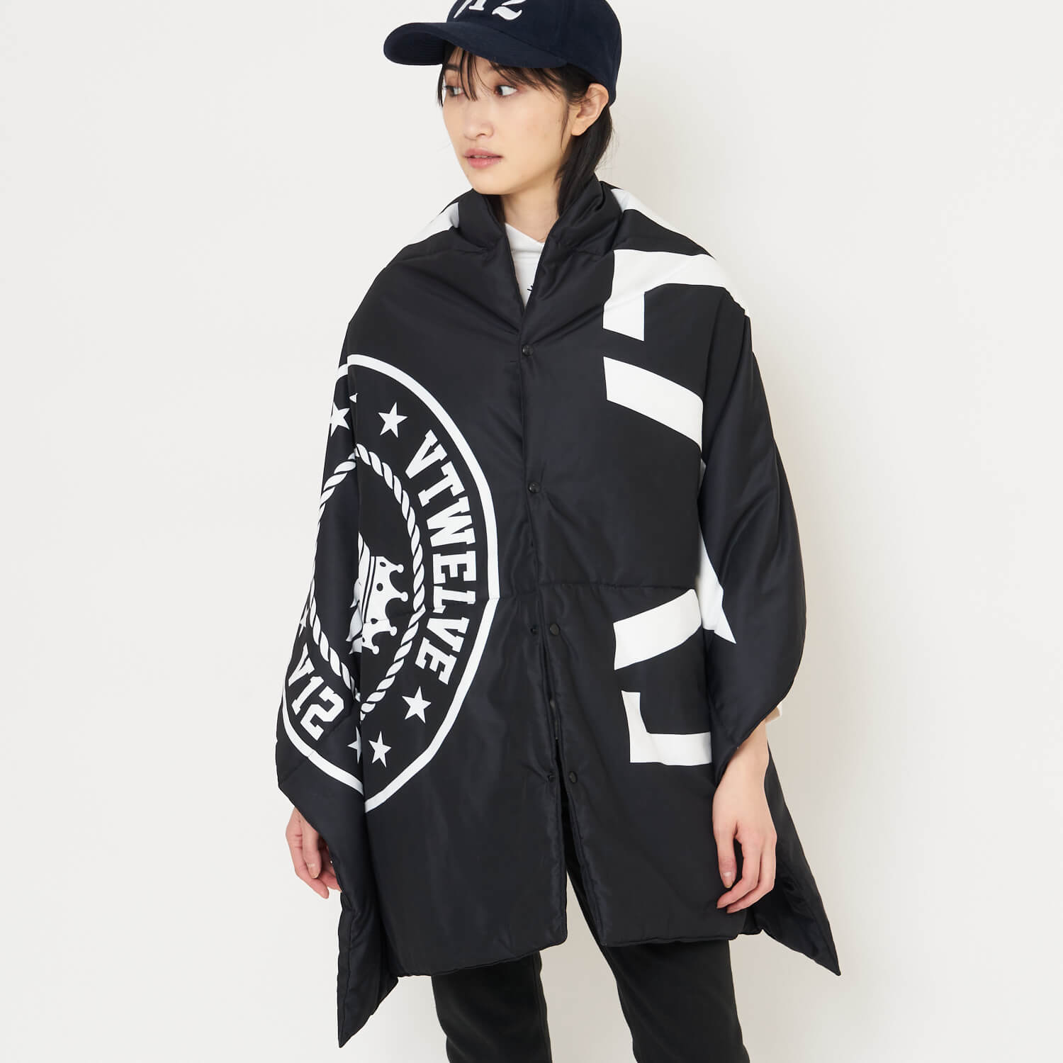 V12 ゴルフ 防寒 中綿 ナイロンブランケット BIG MUF | 【公式通販】