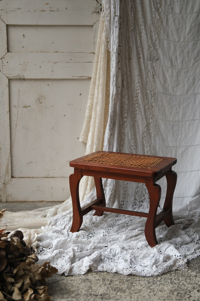 E172-10 フランス アンティーク ケインシートのスツール