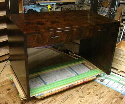 無垢テーブル・座卓桐たんす和家具製作と漆塗り京都の大東漆木工