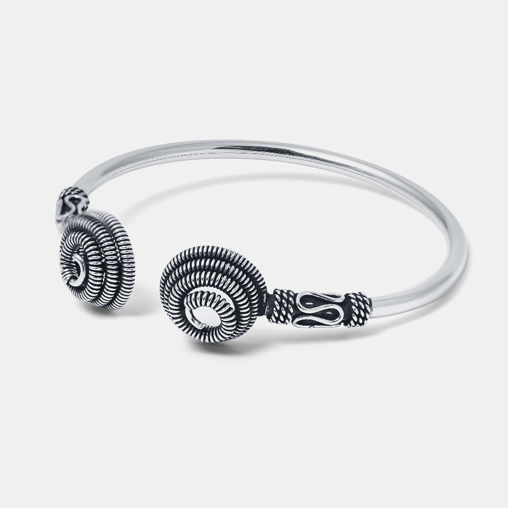 Premium 925 Silver heritage bangles - on Zling at Rs 4295!