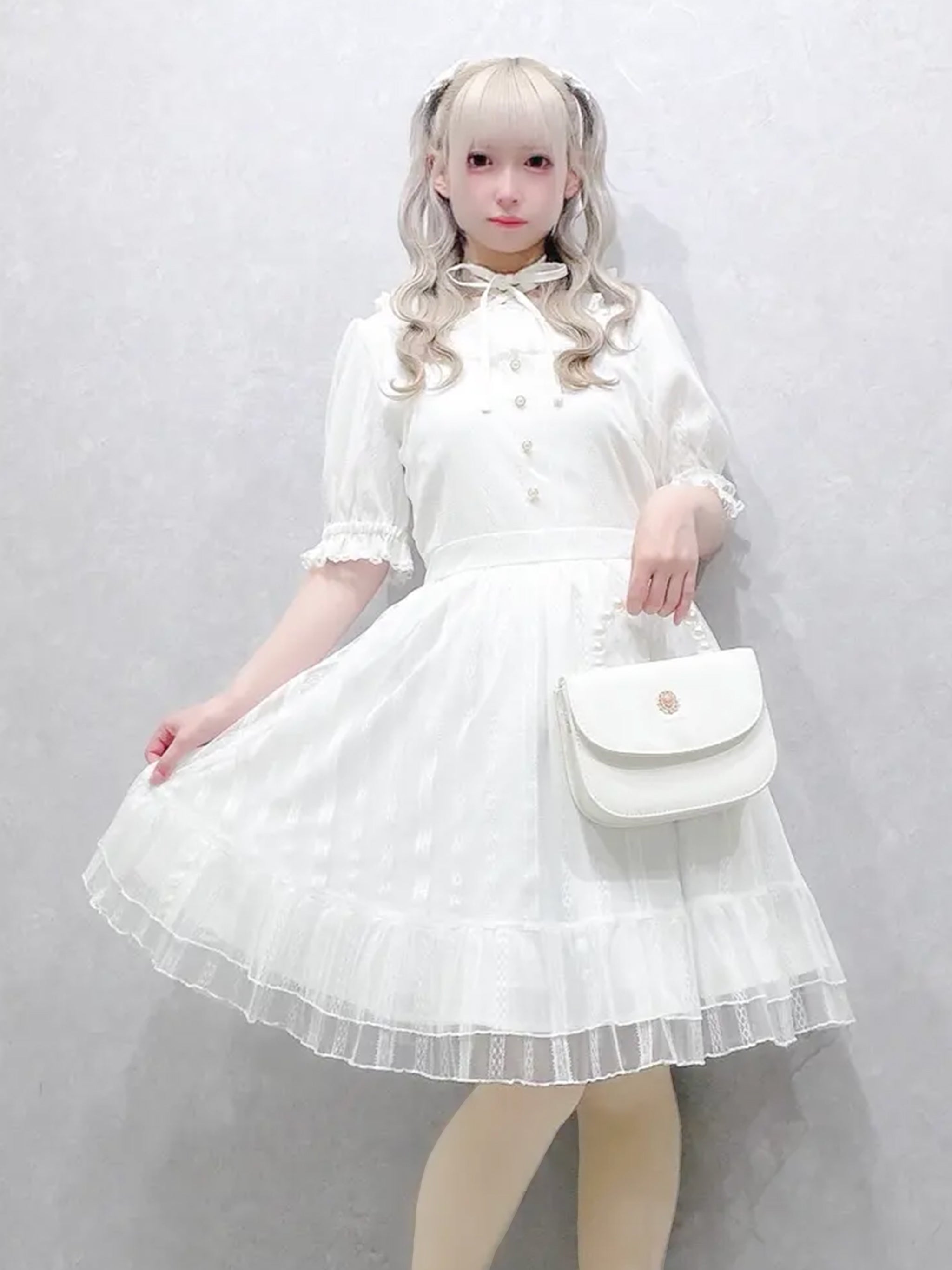 ストライプレースフリルワンピース – Amavel（アマベル）公式サイト