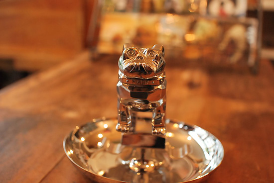 アンティーク マックトラックの灰皿