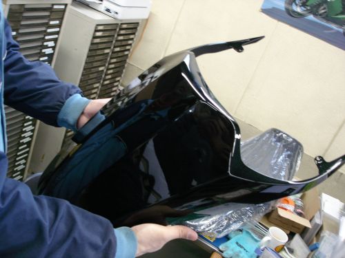 ZX-14R, ZX-14R ABS 用純正シングルシートカバー おすすめ！｜Kawasaki