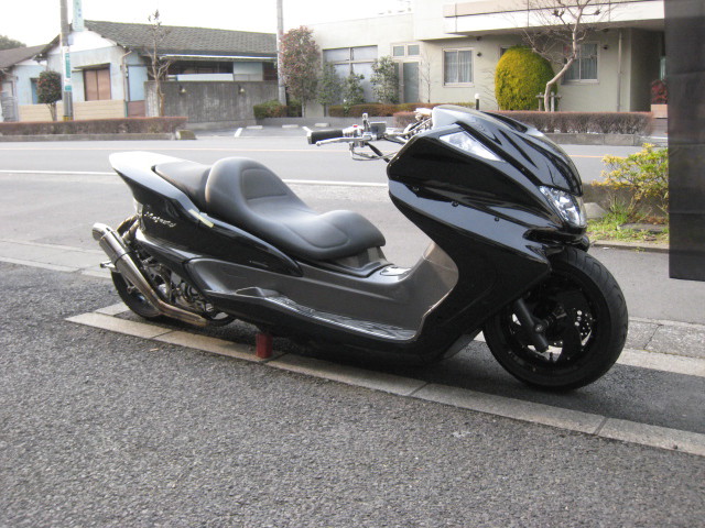 LSサイドカウル マジェスティC/250（SG03J）用(ゲル未塗装