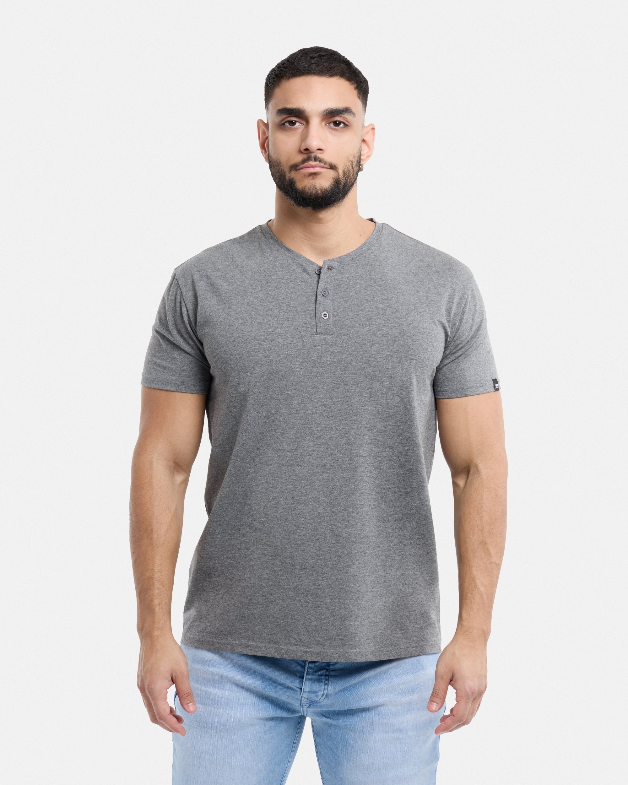 XMTS-27014 The Classic Comfort Henley Tee – X-RAY JEANS