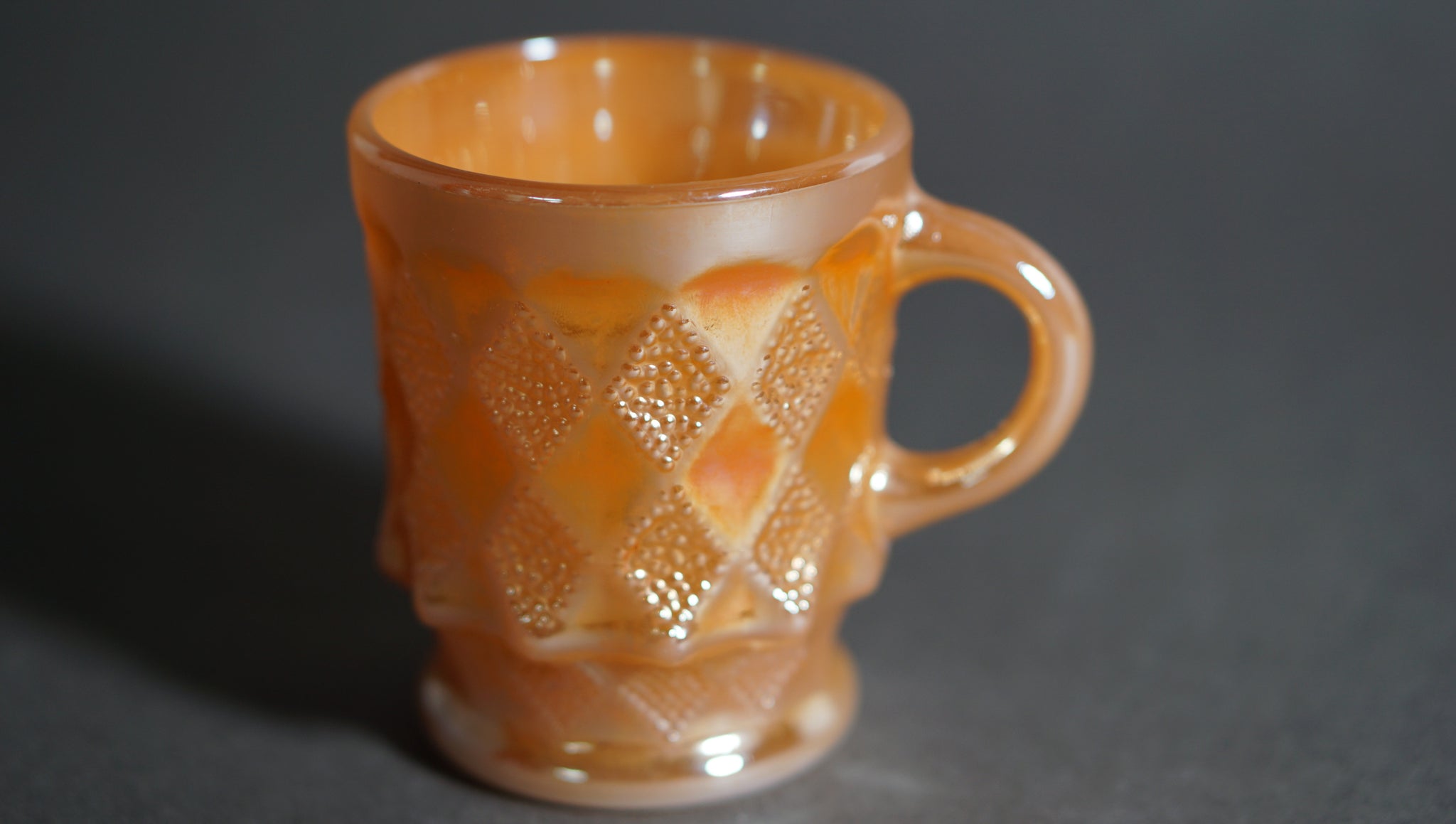 Fire-King】 キンバリーマグ ピーチラスター – onetique