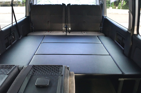 ハイエース ワゴンGL用 ベッドキット グルニエ7を販売！ カスタム