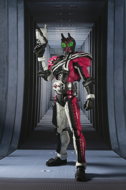 S.I.C. 極魂 仮面ライダーディケイド│株式会社BANDAI SPIRITS