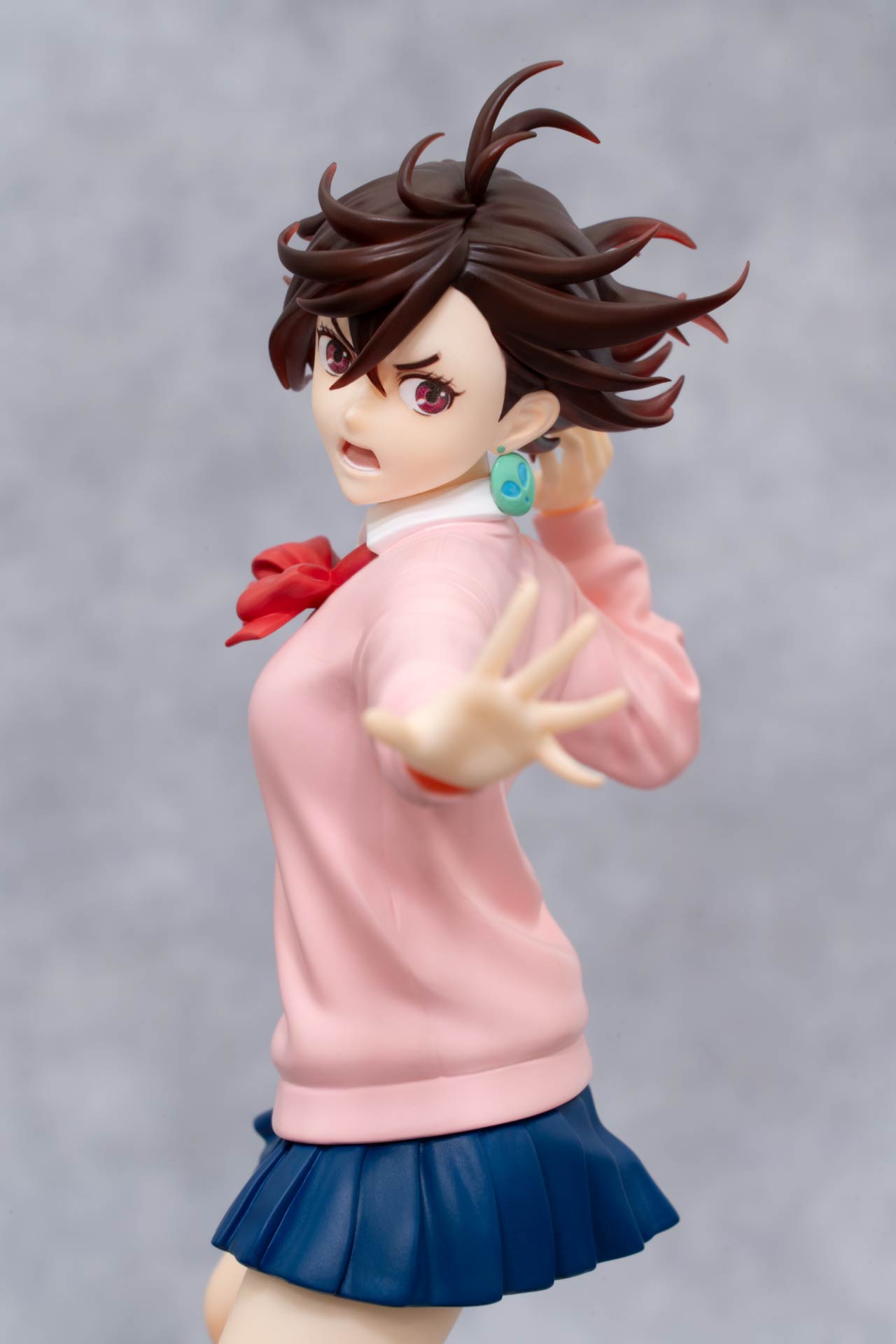 TVアニメ『ダンダダン』 DRESSTA モモ｜TAITO GEAR&GOODS