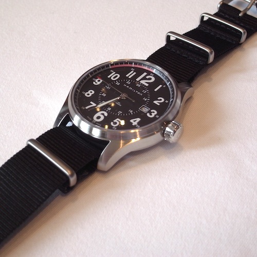 安心な国内正規品ハミルトン カーキ オフィサー オート H70615833