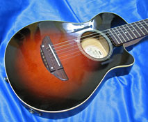 YAMAHAのミニアコースティックギター APXT2は（エレキ派の