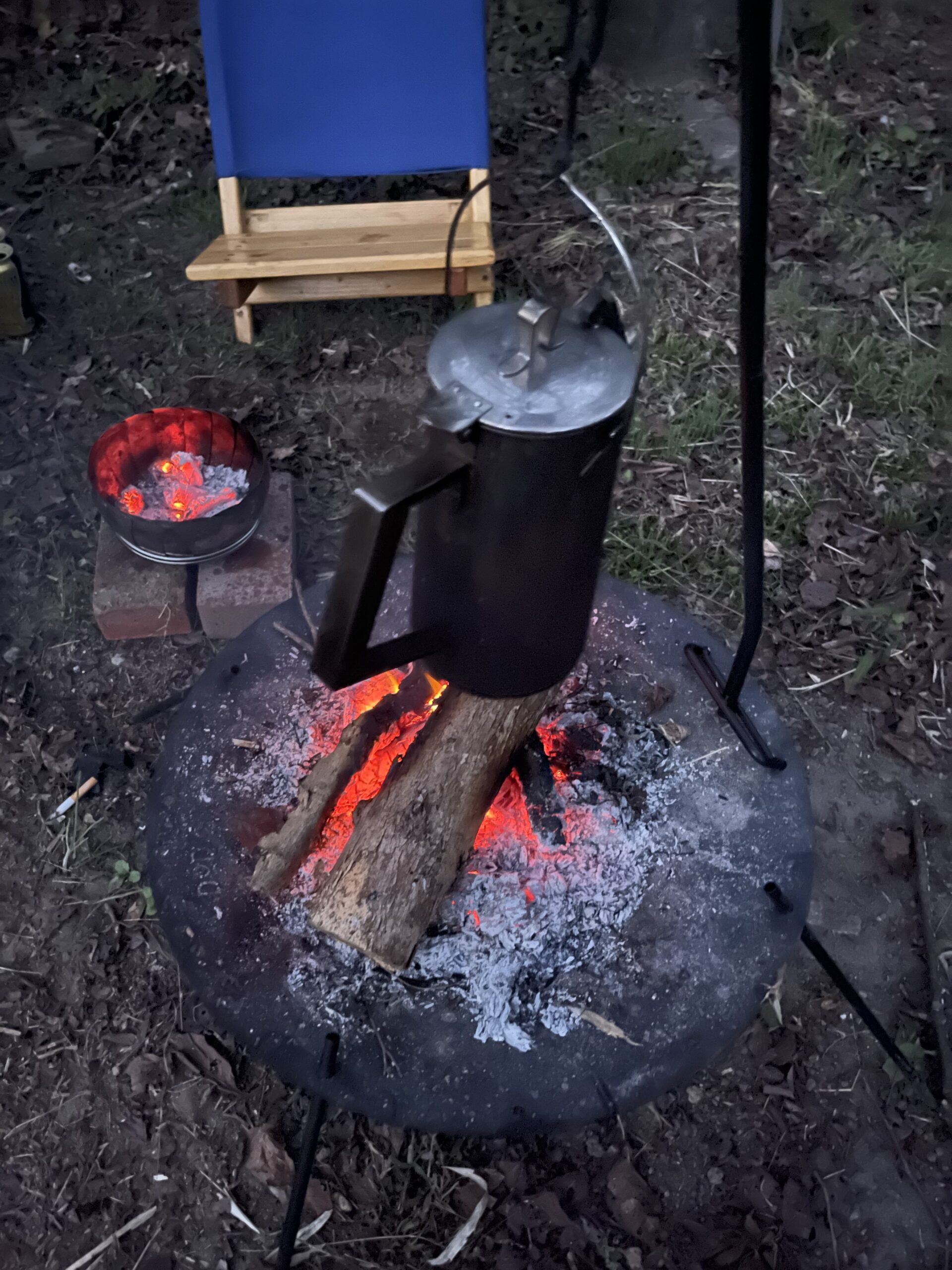 DOD(ディーオーディー) ビートルくん 焚き火台 焚き火ハンガー付き