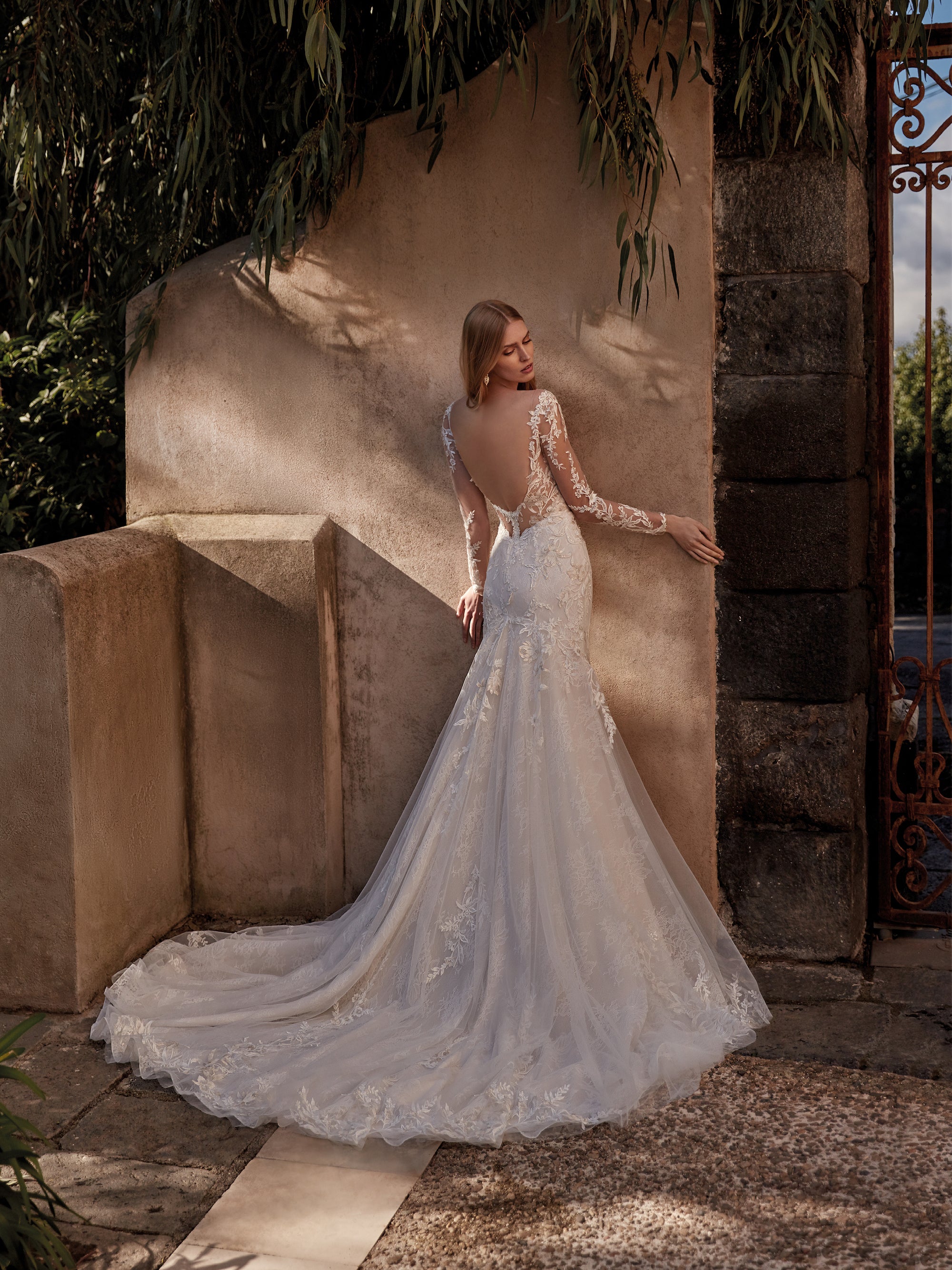 NM030｜ウェディングドレス、ブランドドレスのレンタルならザ・ドレス