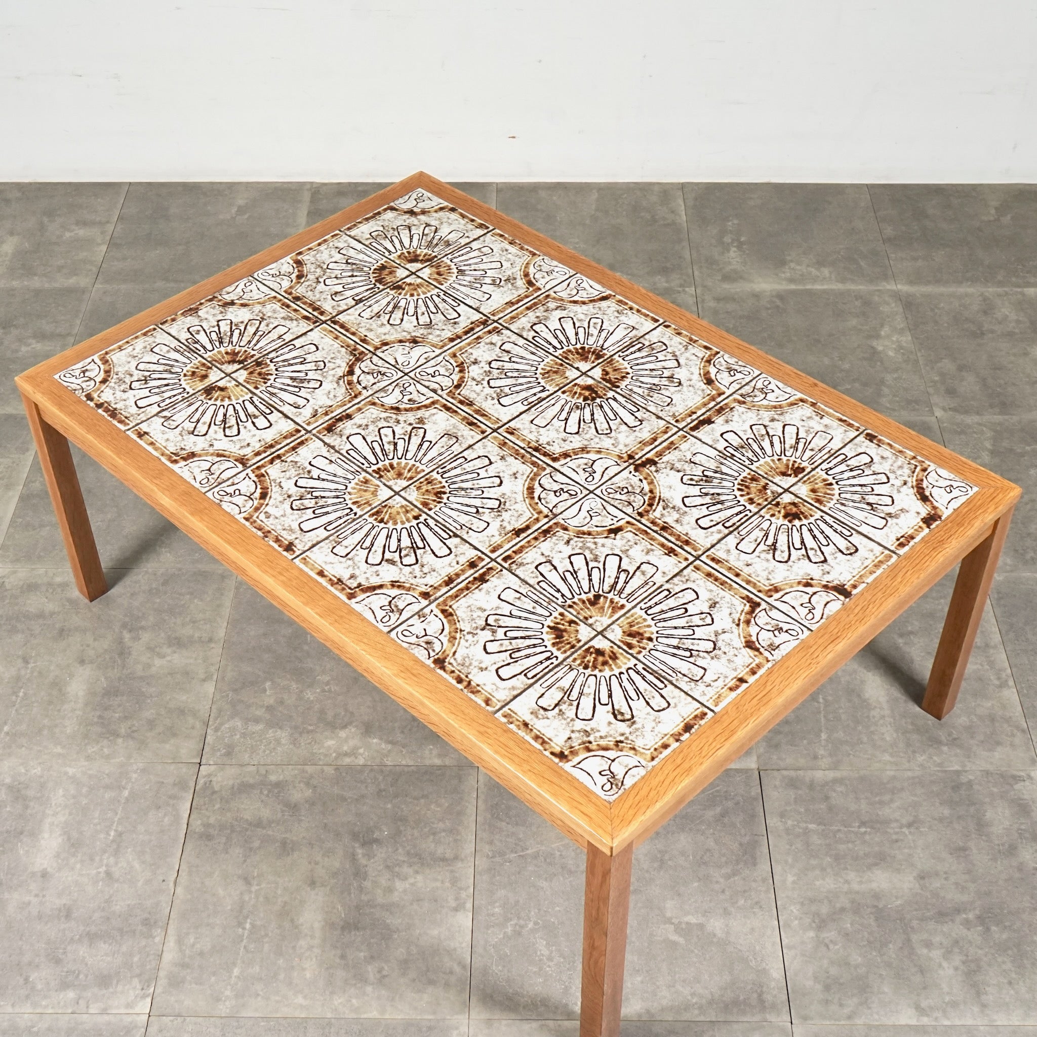 デンマークヴィンテージ タイルトップ ローテーブル – TIME HYPE