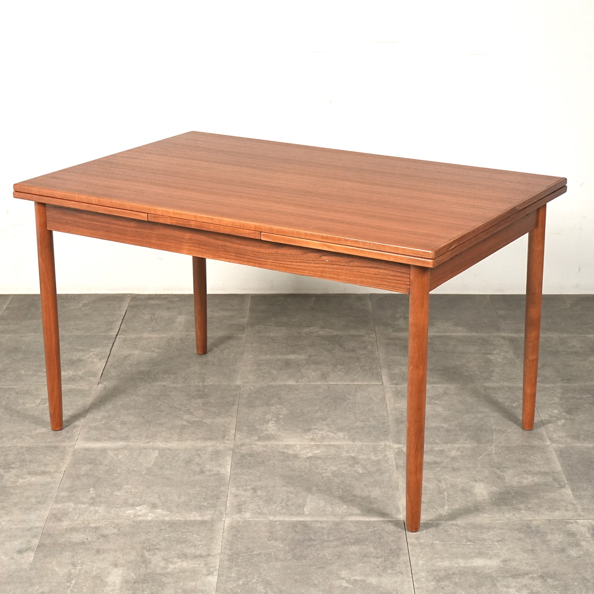 デンマークヴィンテージ ドローリーフ テーブル – TIME HYPE