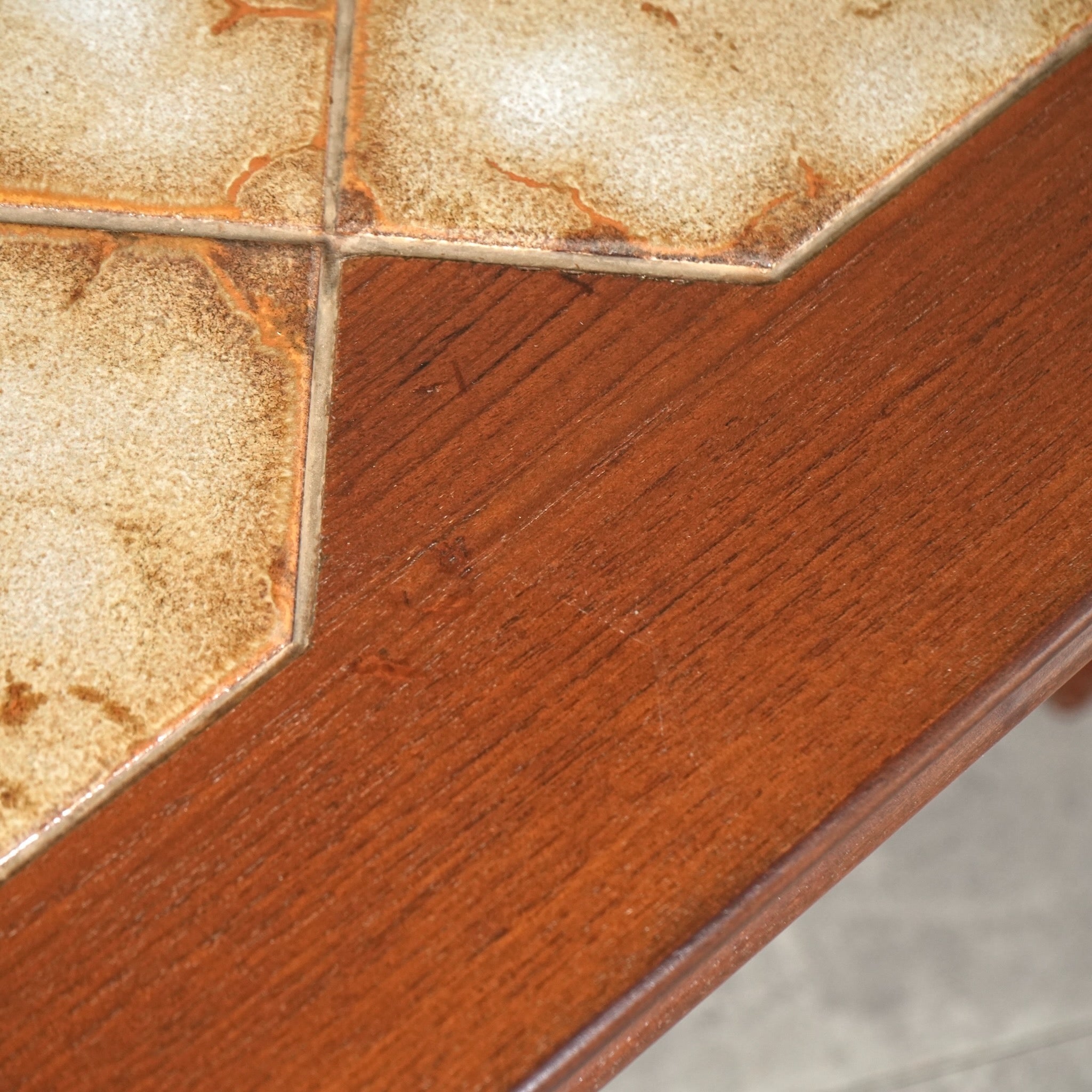 G-PLAN】タイルトップ ローテーブル – TIME HYPE