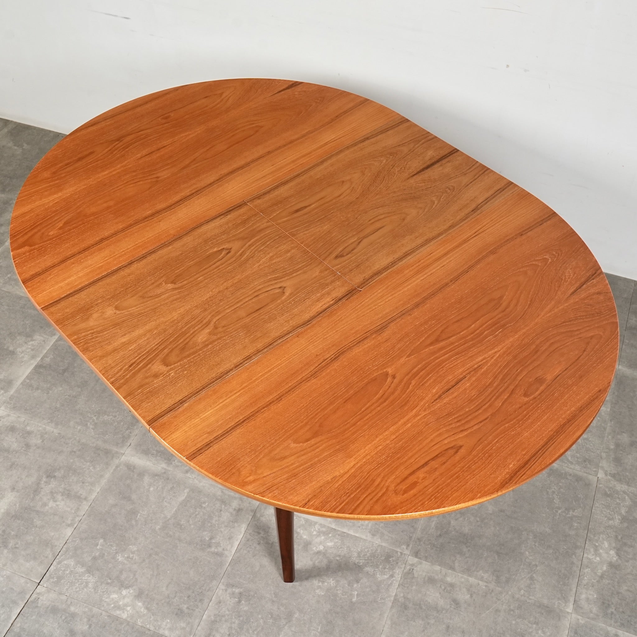 NATHAN】エクステンション ラウンドテーブル – TIME HYPE