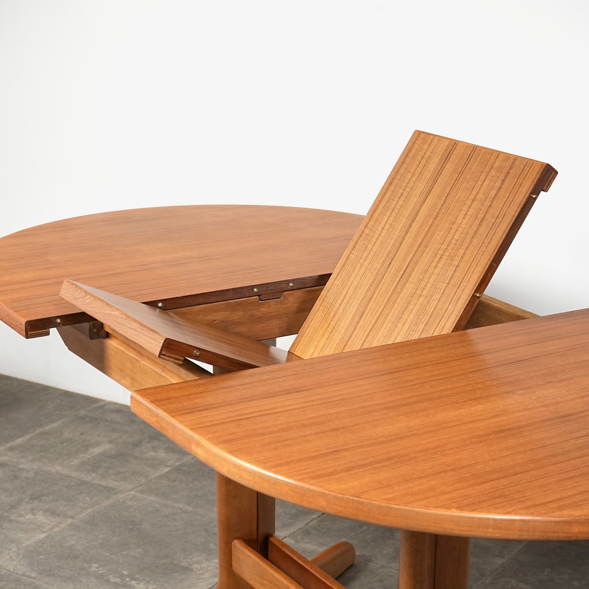 デンマークヴィンテージ ダイニングテーブル – TIME HYPE