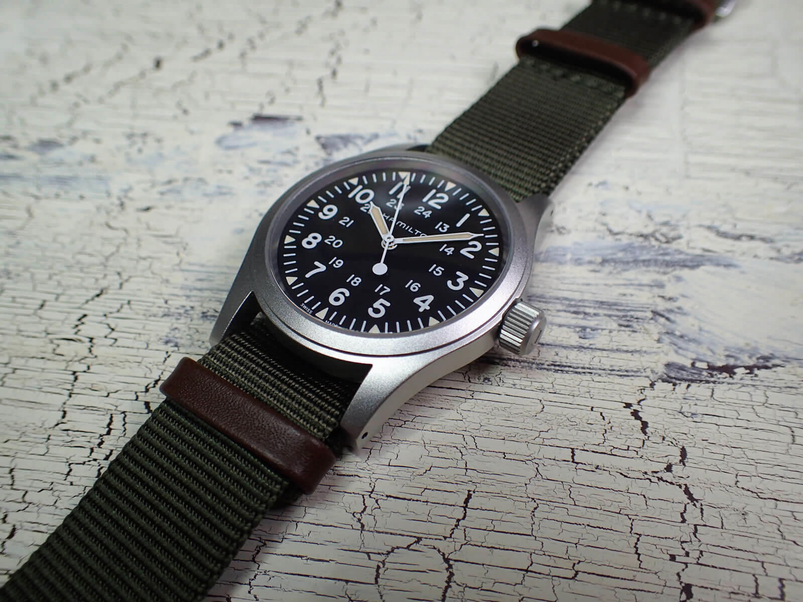ハミルトンからベトナム戦争当時のミリタリーウォッチを復刻した
