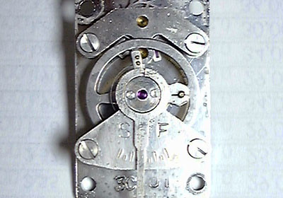 ゼンマイ式一週間巻き置き時計 | イトウ 時計・メガネ・宝石