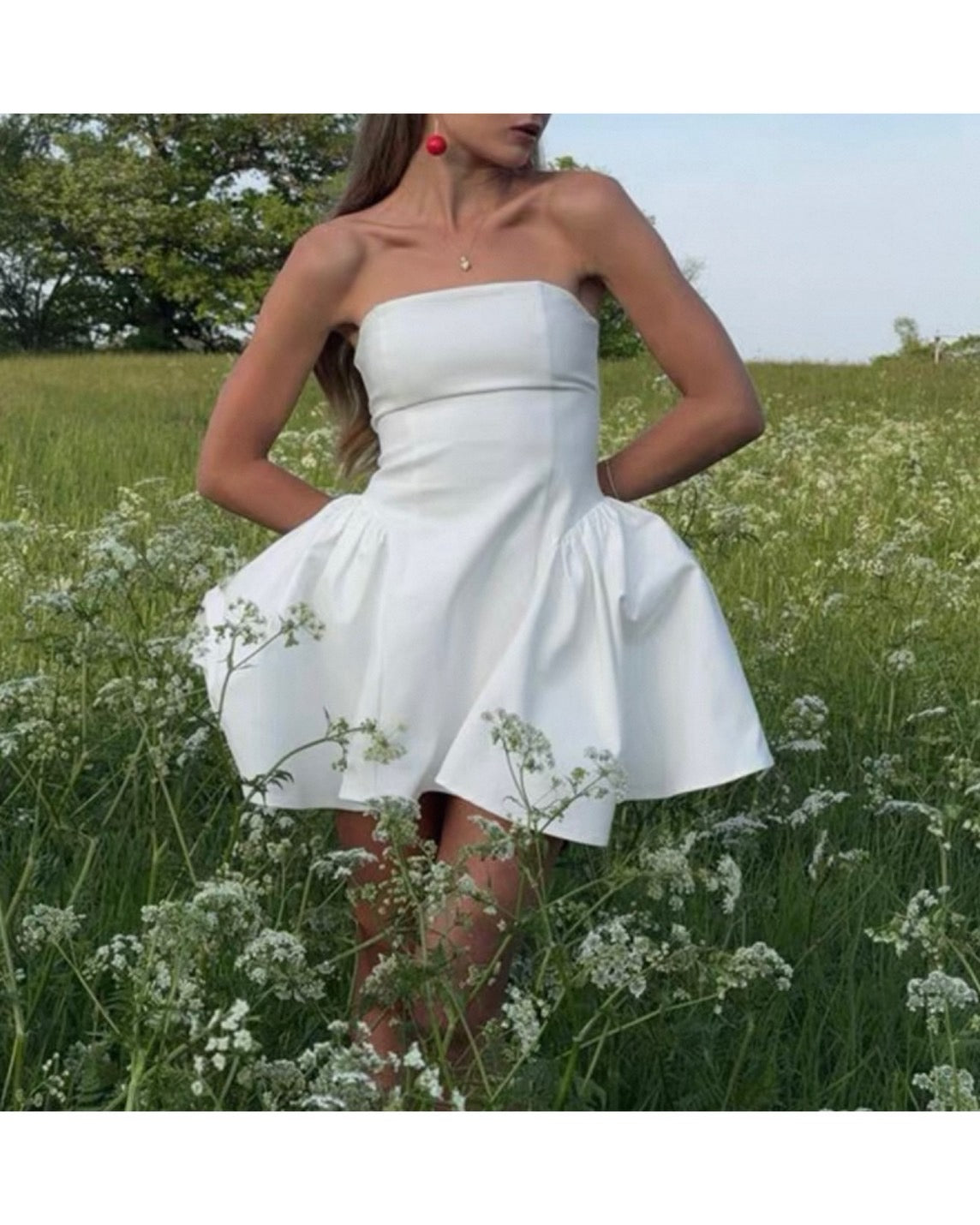 チューブトップペプラムワンピース（カップ付き） – TORUGATO