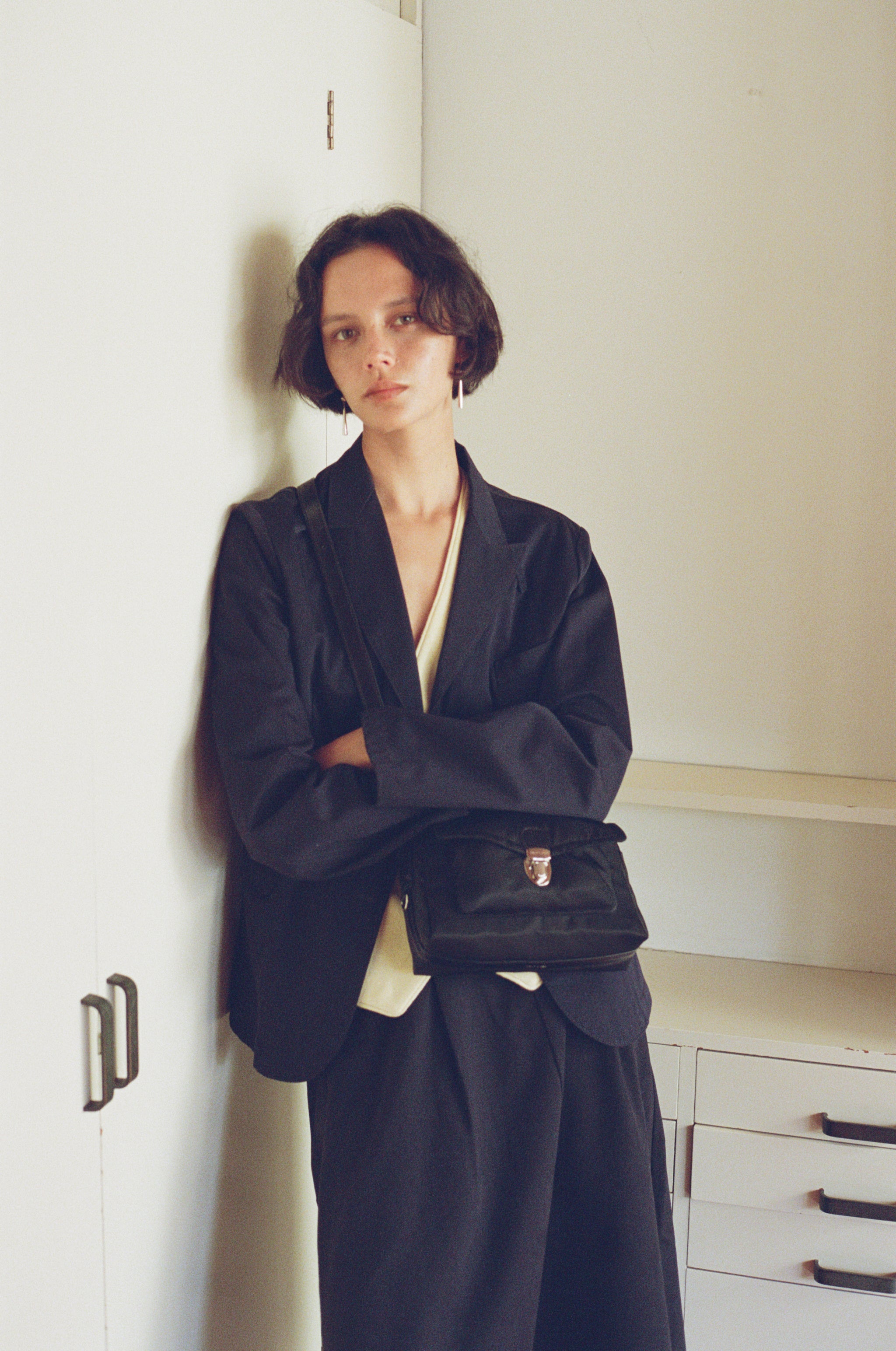 SAC VOLET TOILE SMALL BLACK – TOUT Y EST JP