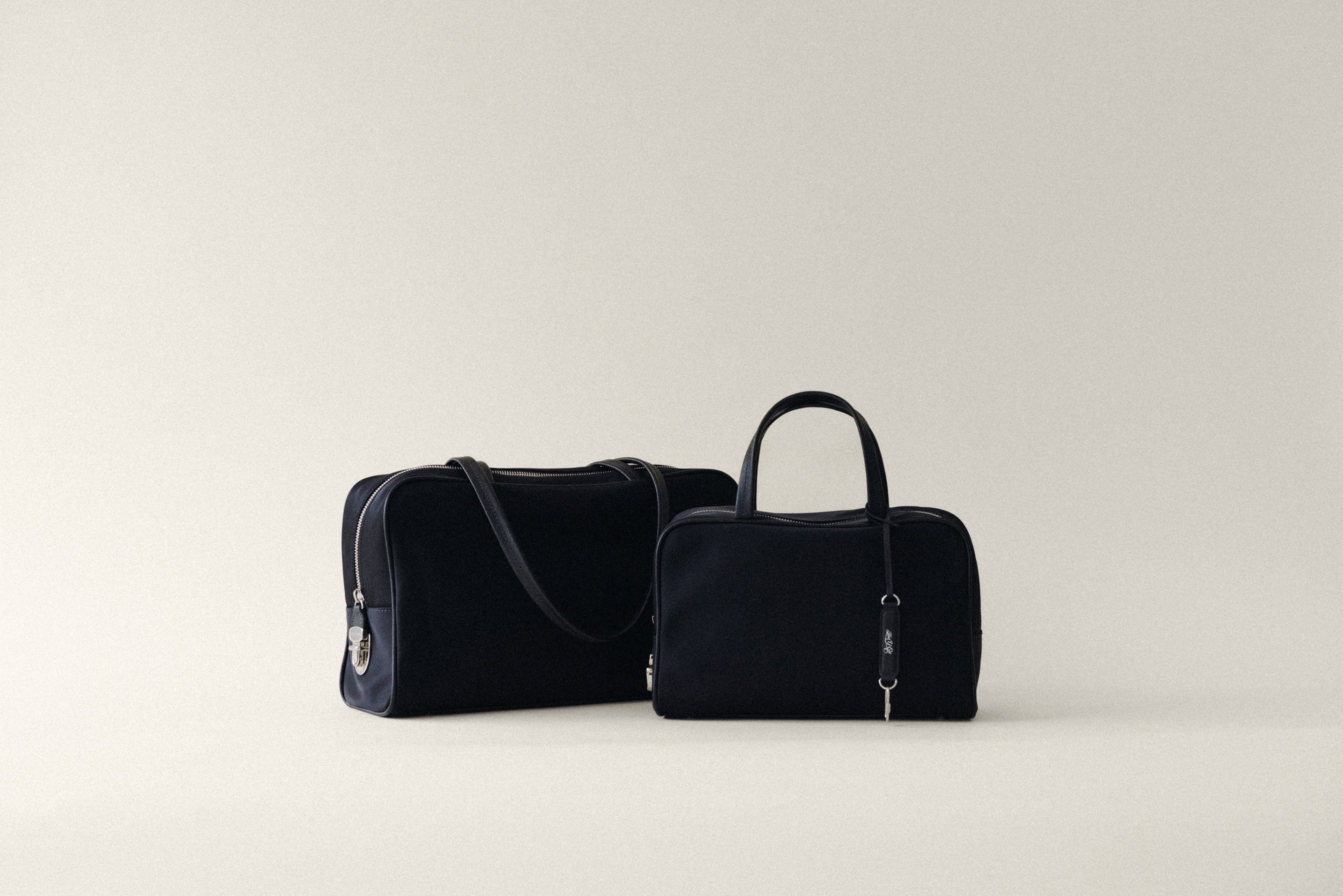 SAC LOQUET NYLON SMALL BLACK – TOUT Y EST JP