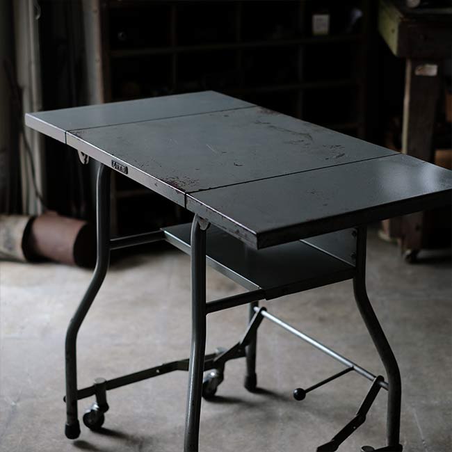 バタフライ式タイプライターデスク – zakka store towi