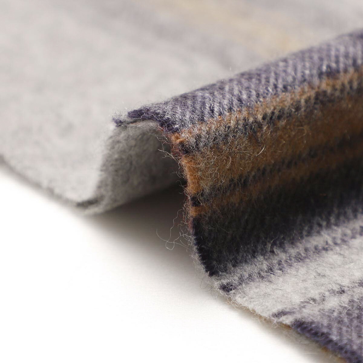 楽天市場】ジョンストンズ JOHNSTONS OF ELGIN カシミヤ中判ストール