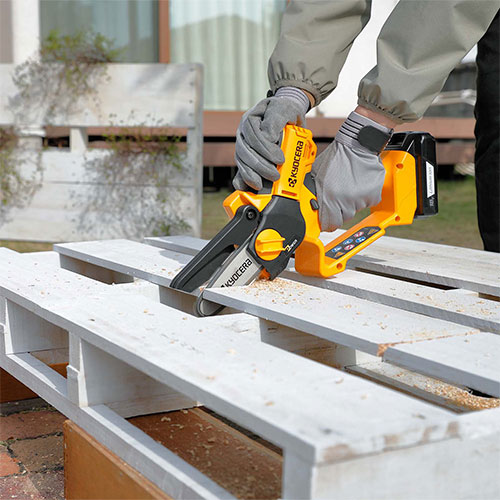 楽天市場】京セラ 充電式ハンディチェンソー BHCS-1810 本体 663400B