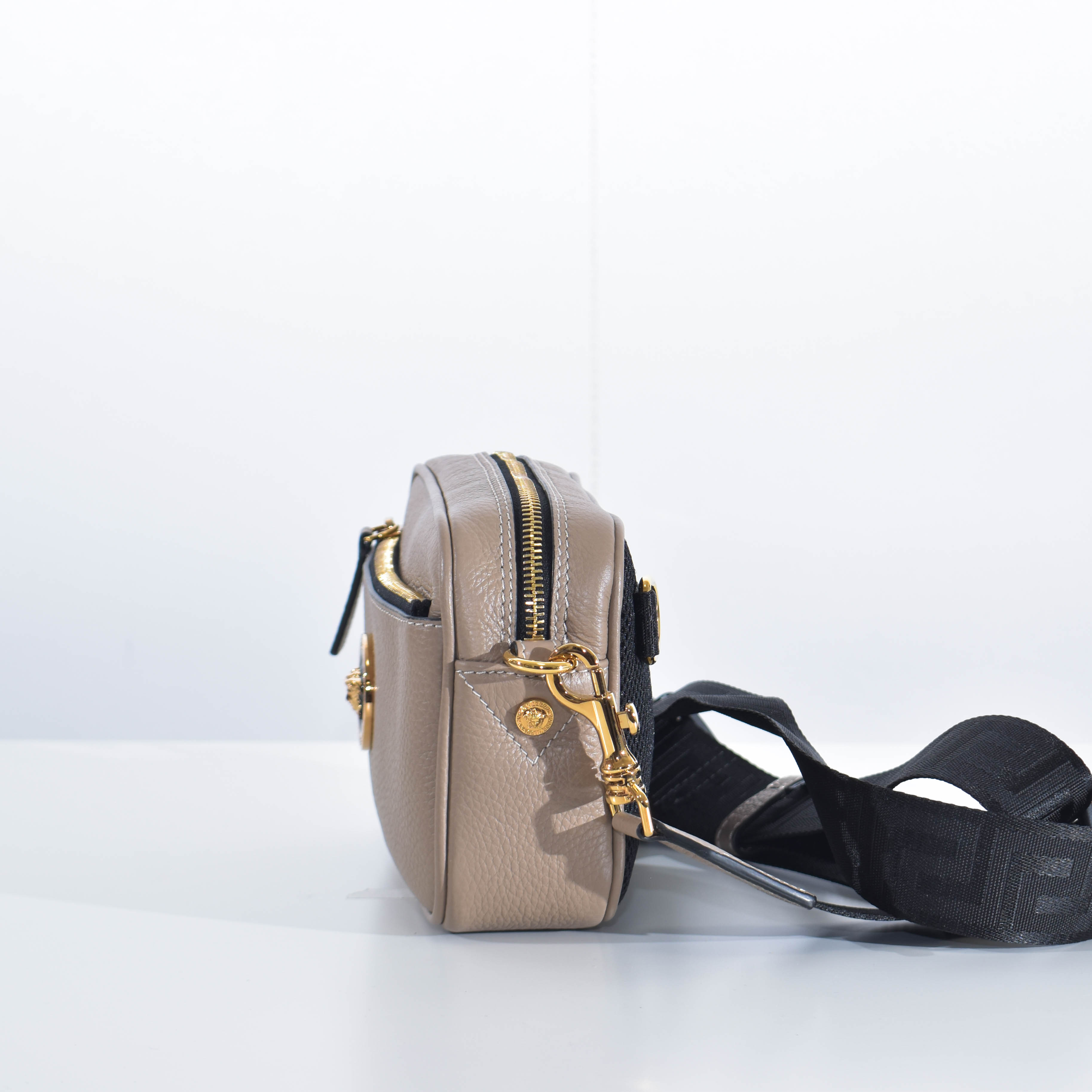 楽天市場】ヴェルサーチ バッグ ショルダーバッグ ボディバッグ 本革