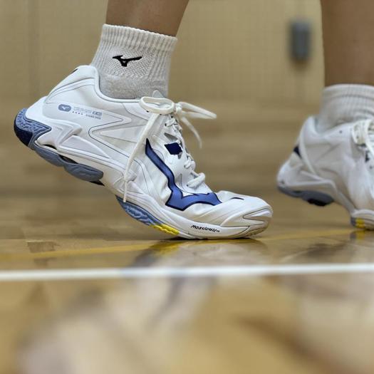 楽天市場】ミズノ公式 【ミズノ直営店限定】ウエーブライトニング Z8