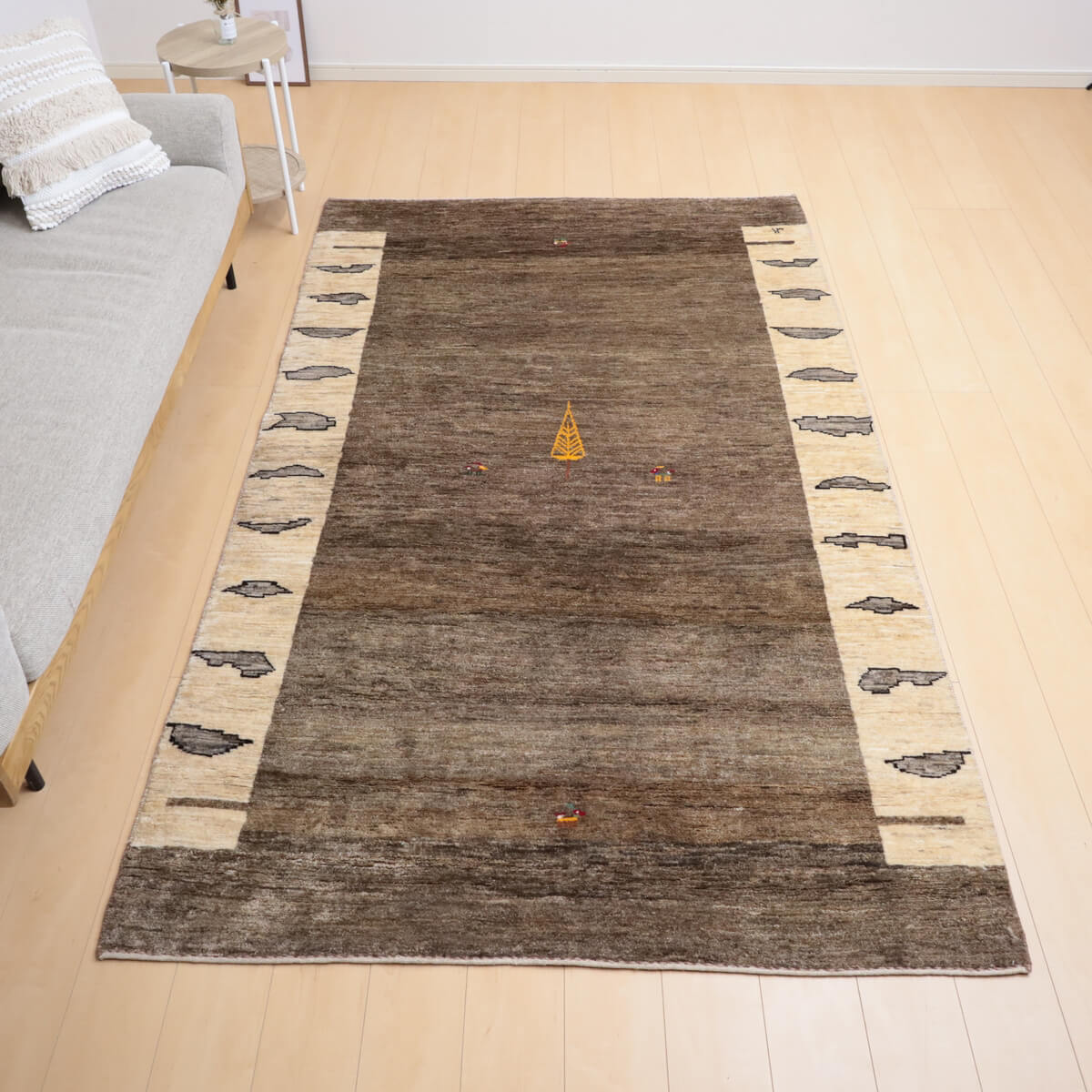 楽天市場】ギャッベ イラン製 246×148cm リビングサイズ 手織り