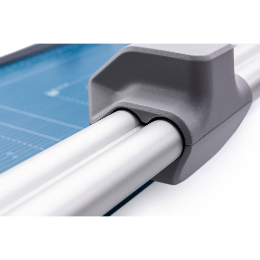 楽天市場】DAHLE ローラーカッター 552N型 裁断幅510mm A3対応 German