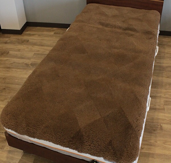楽天市場】ムートンシーツ 巻き毛 高密度 日本 毛足35mm シングル