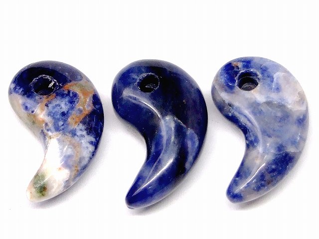 楽天市場】ソーダライト 勾玉の通販